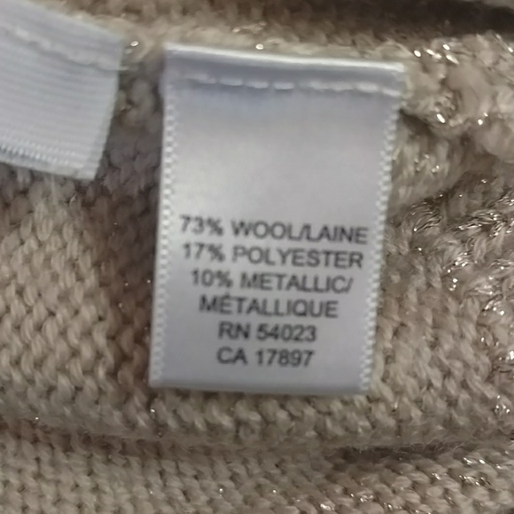 Prize Sweater - Picture 3 of 3